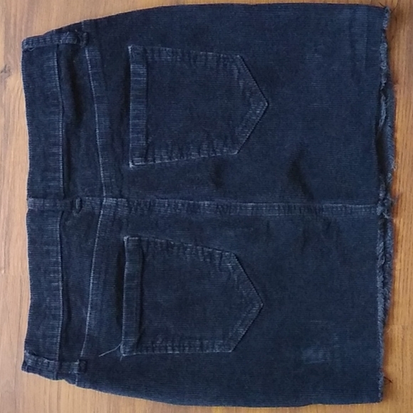 Sale! Brandy Melville Black Corduroy Mini Skirt S - Picture 3 of 4